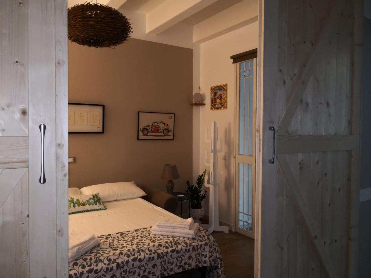 Apartament Alla Statua Palermo Zewnętrze zdjęcie